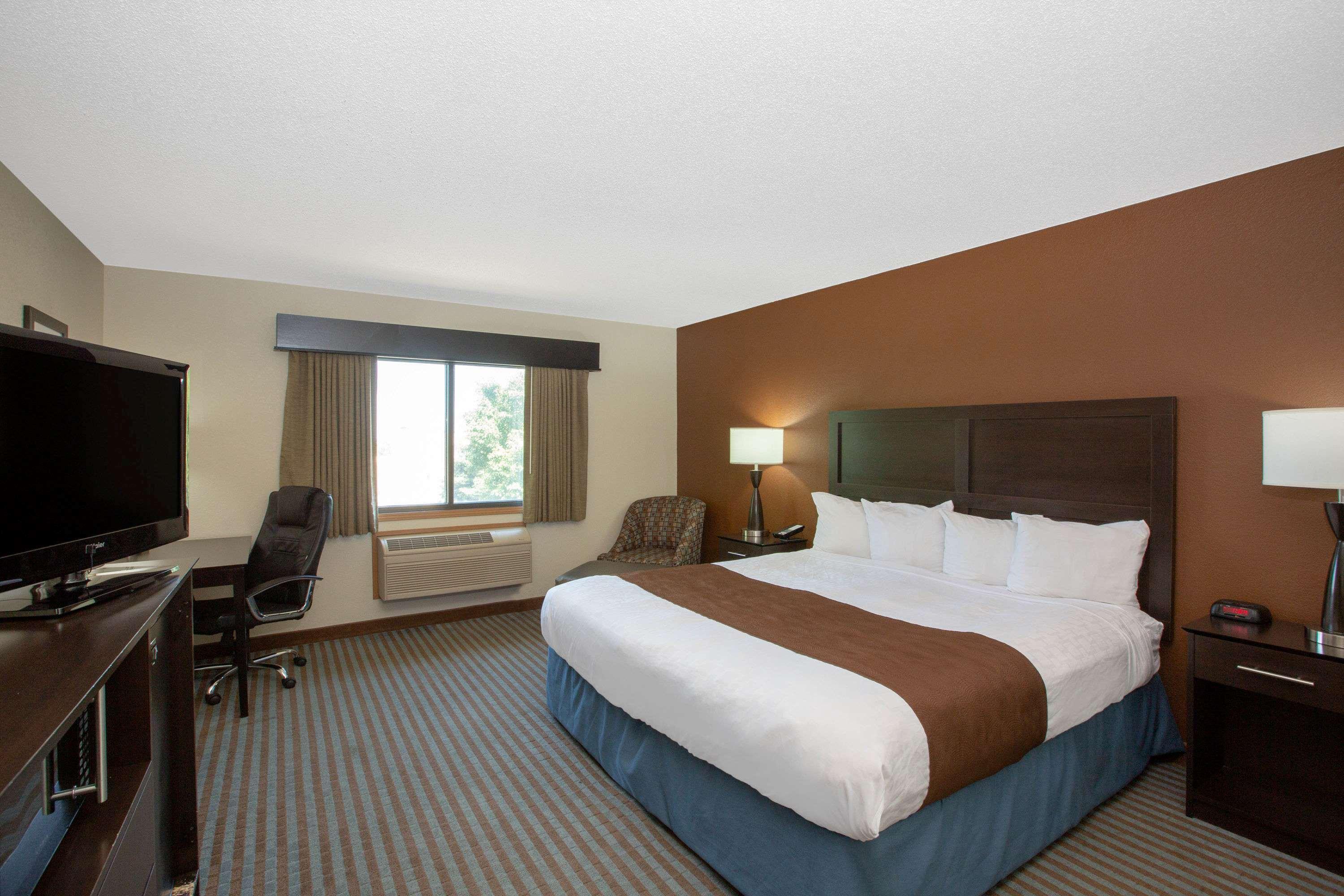 Americinn By Wyndham Lincoln North Exterior photo