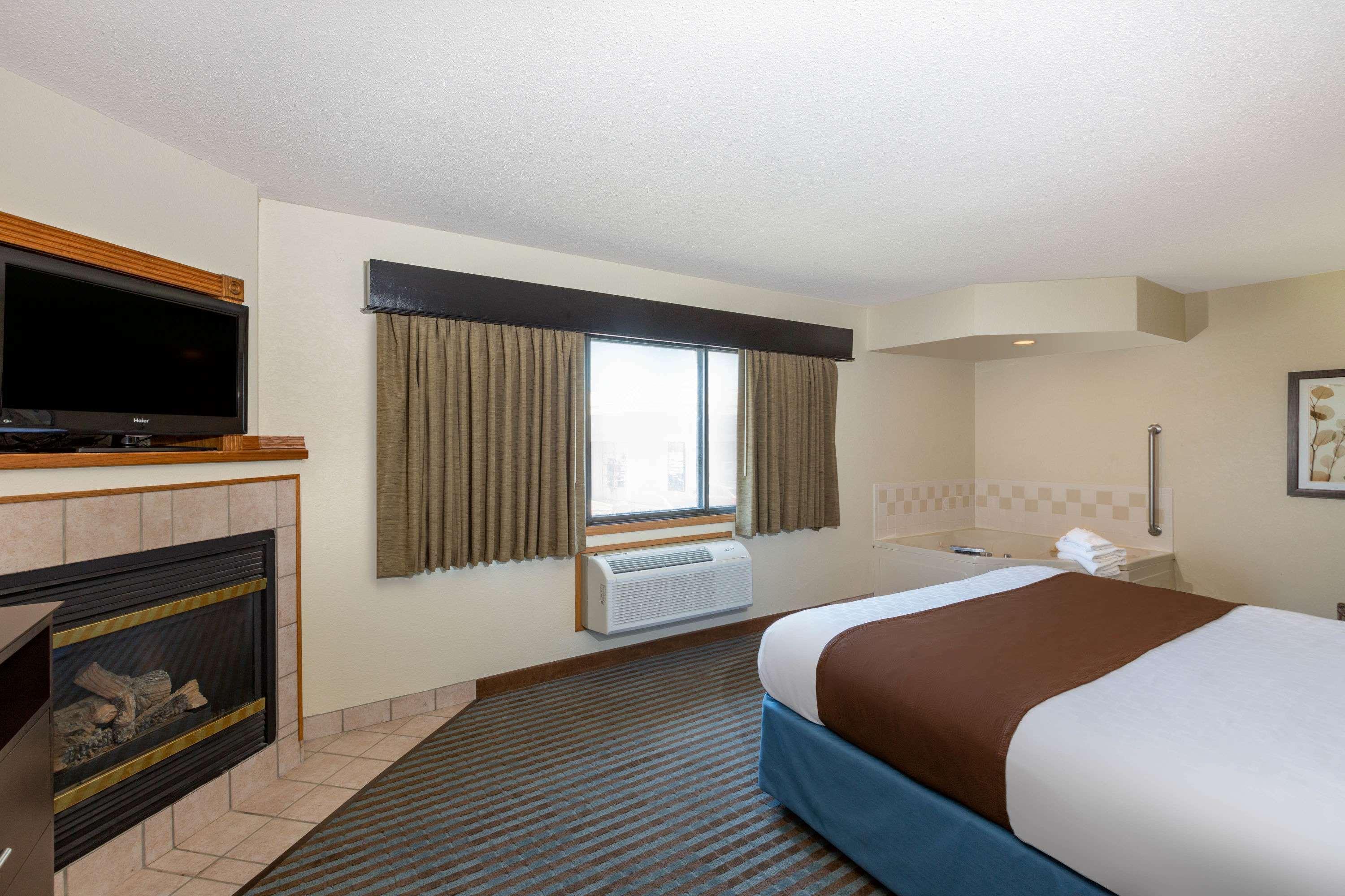 Americinn By Wyndham Lincoln North Exterior photo